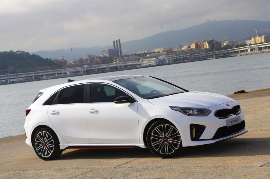  Kia Ceed GT 2018 года  (WW) (фото 15 из 51)